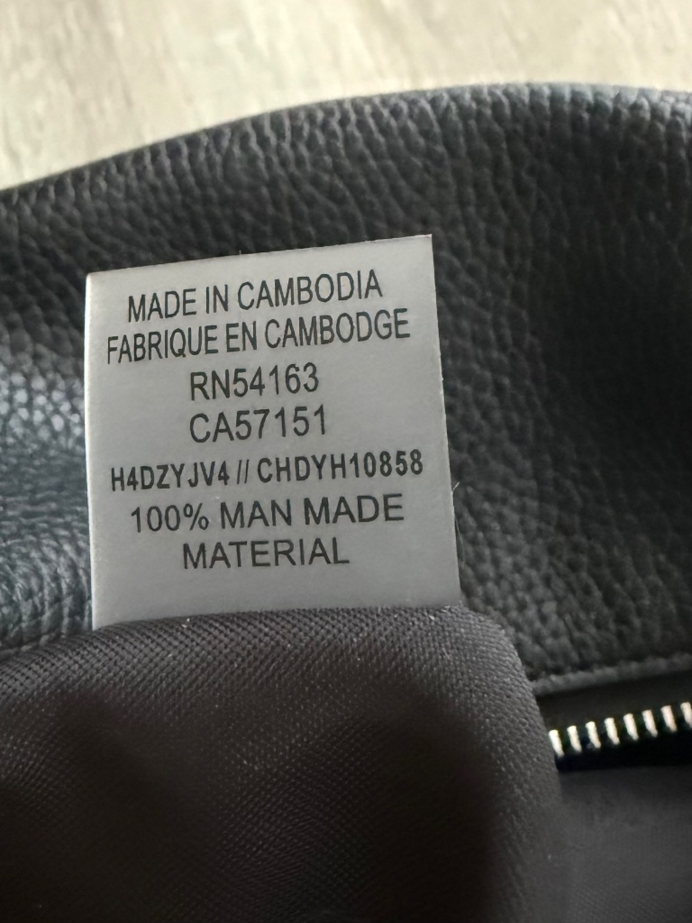 Calvin Klein Women’s Black pebbled Faux Leather Purse NWOT - Picture 14 of 15